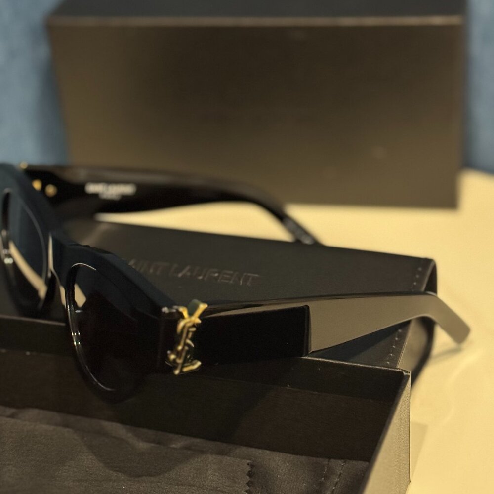 Yves Saint Laurent Black Sunglasses - Picture 5 of 13